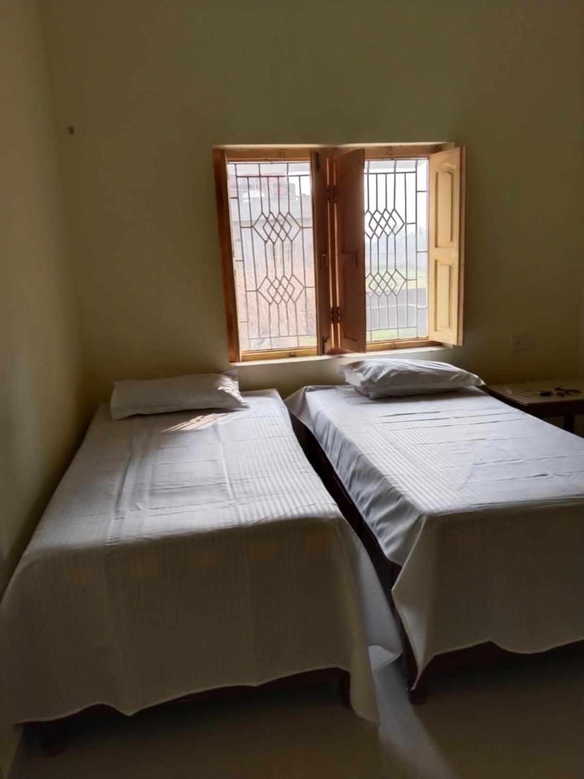 Budha Ashram Guest House Bodh Gaya Extérieur photo